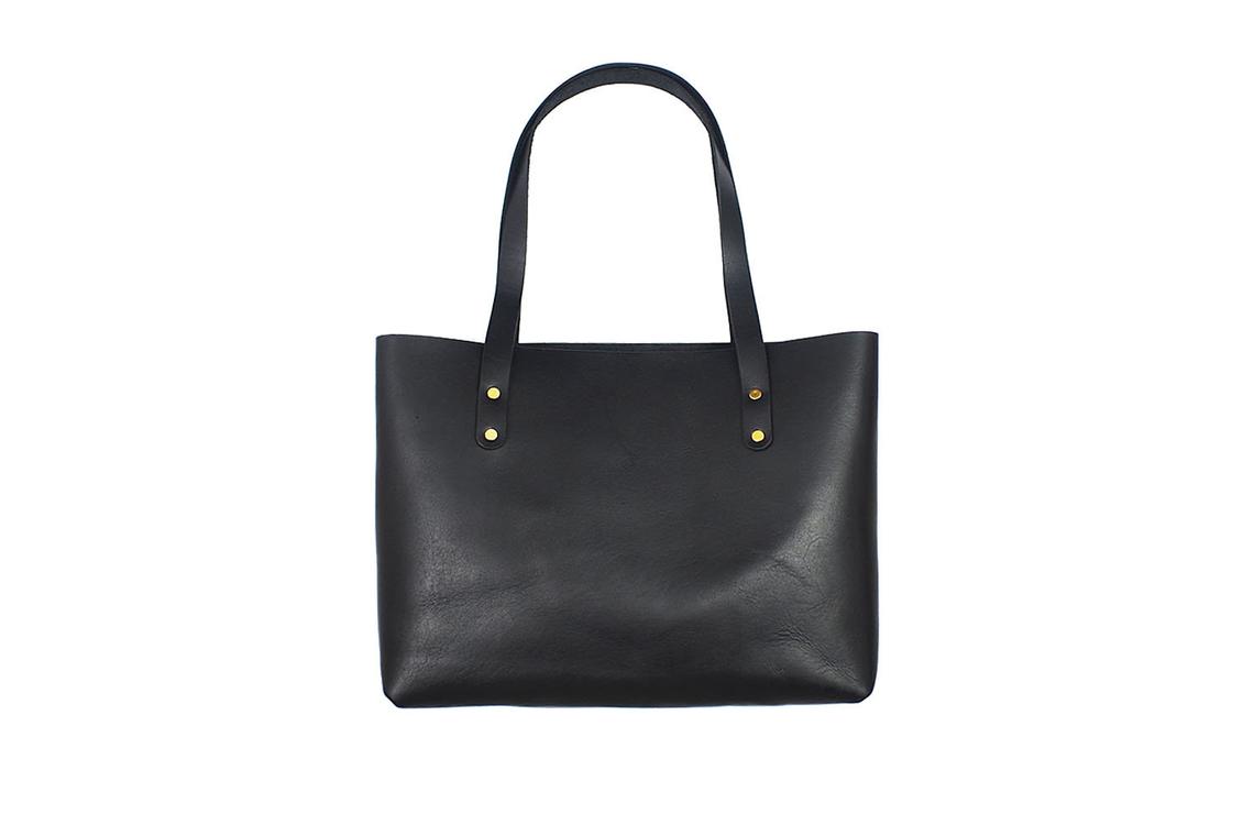 Women Leather Bag Exporters in Udaipur
